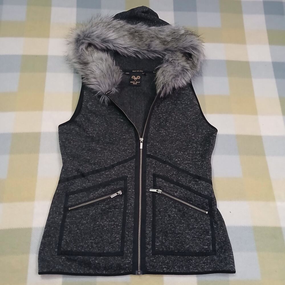 Women's Wooly Bully Wear gray faux fur vest with hood, size L